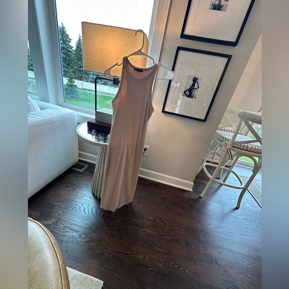 Zara ribbed midi dress - size m